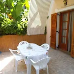 Apartament Xenos *