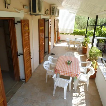 Appartamento Xenos *